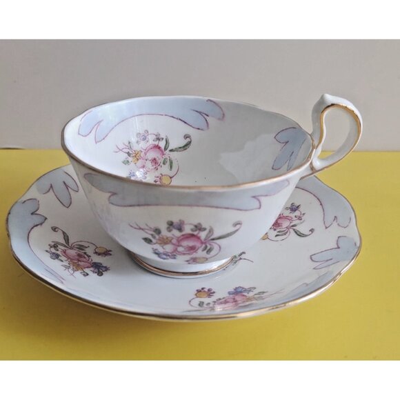 Antique Royal Albert Bone China Doris Shape Cup & Saucer set #2519 1920 - Picture 1 of 15